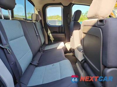 Zdjęcie 10 z 12 samochodu: 2004 NISSAN TITAN XE VIN:1N6AA06A24N575675 - miniatura