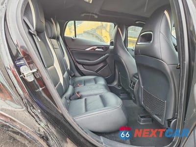 Zdjęcie 10 z 12 samochodu: 2017 INFINITI QX30 SPORT VIN:SJKCH5CP0HA022806 - miniatura