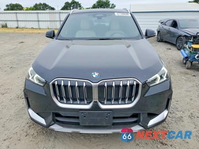 Piąte zdjęcie samochodu w środku: 2025 BMW X1 XDRIVE28I VIN:WBX73EF07S5041261 - miniatura