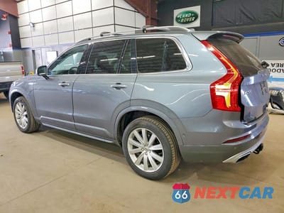Drugie zdjęcie samochodu z przodu: 2016 VOLVO XC90 T6 VIN:YV4A22PK4G1061130 - miniatura