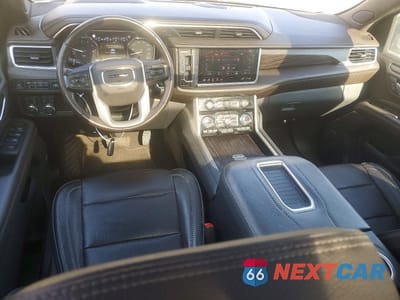 Zdjęcie 8 z 13 samochodu: 2021 GMC YUKON DENALI VIN:1GKS2DKLXMR313628 - miniatura