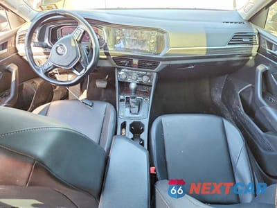 Zdjęcie 8 z 11 samochodu: 2019 VOLKSWAGEN JETTA SEL VIN:3VWE57BU5KM065410 - miniatura