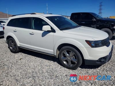 Czwarte zdjęcie samochodu z boku: 2016 DODGE JOURNEY CROSSROAD VIN:3C4PDCGB4GT195383 - miniatura
