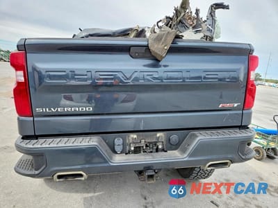 Zdjęcie 6 z 12 samochodu: 2020 CHEVROLET SILVERADO K1500 RST VIN:3GCUYEED7LG421944 - miniatura