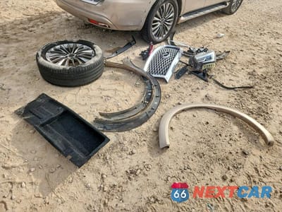 Zdjęcie 13 z 14 samochodu: 2019 INFINITI QX80 LUXE VIN:JN8AZ2ND7K9850535 - miniatura