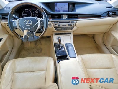Zdjęcie 8 z 12 samochodu: 2013 LEXUS ES 350 VIN:JTHBK1GG5D2063776 - miniatura