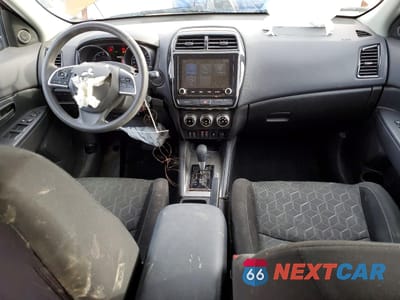 Zdjęcie 8 z 14 samochodu: 2021 MITSUBISHI RVR ES VIN:JA4AJUAUXMU604786 - miniatura
