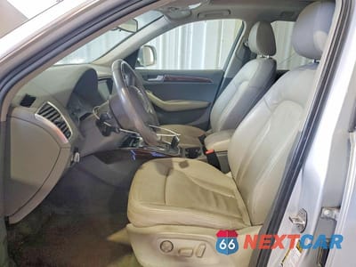 Zdjęcie 7 z 13 samochodu: 2012 AUDI Q5 PREMIUM VIN:WA1CFAFP4CA058806 - miniatura
