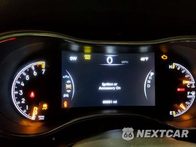 Zdjęcie 9 z 13 samochodu: 2020 JEEP GRAND CHEROKEE LIMITED VIN:1C4RJFBG6LC445976 - miniatura