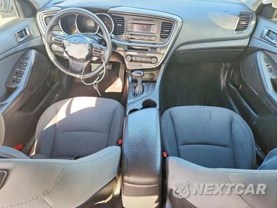 Zdjęcie 8 z 12 samochodu: 2015 KIA OPTIMA LX VIN:5XXGM4A77FG445428 - miniatura