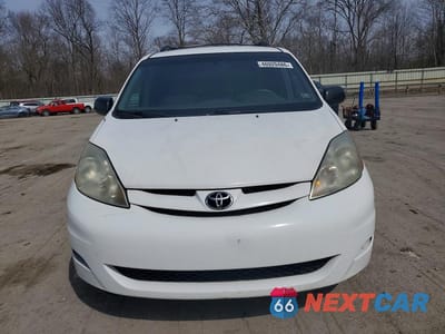 Piąte zdjęcie samochodu w środku: 2009 TOYOTA SIENNA LE 7-PASSENGER VIN:5TDBK23C19S024452 - miniatura