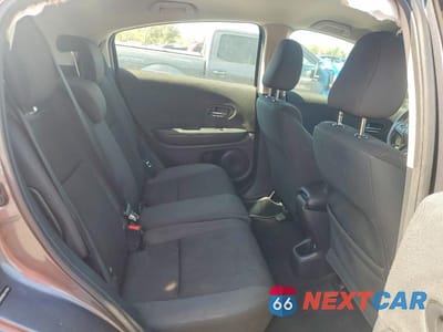 Zdjęcie 10 z 11 samochodu: 2019 HONDA HR-V LX VIN:3CZRU5H33KG714754 - miniatura