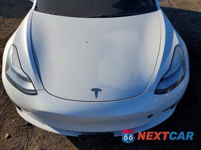 Zdjęcie 11 z 12 samochodu: 2018 TESLA MODEL 3 VIN:5YJ3E1EB4JF100247 - miniatura
