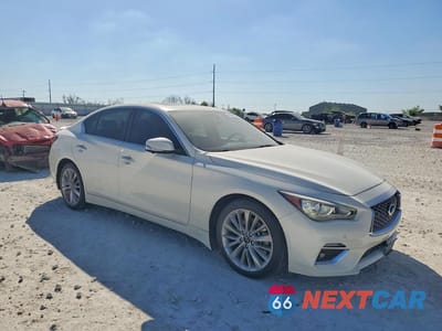 Czwarte zdjęcie samochodu z boku: 2021 INFINITI Q50 LUXE VIN:JN1EV7BP9MM703902 - miniatura