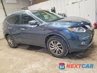 Czwarte zdjęcie samochodu z boku: 2014 NISSAN ROGUE SL VIN:5N1AT2MV6EC856689 - miniatura