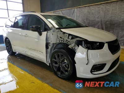 Czwarte zdjęcie samochodu z boku: 2025 CHRYSLER PACIFICA LIMITED VIN:2C4RC1GG1SR529778 - miniatura