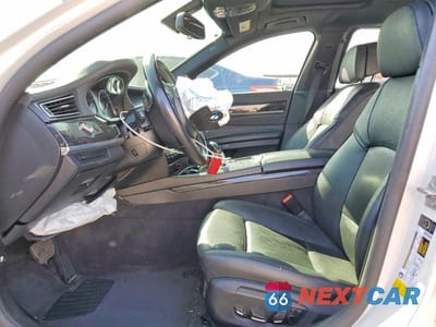 Zdjęcie 7 z 11 samochodu: 2013 BMW 740 I VIN:WBAYA6C56DD143380 - miniatura