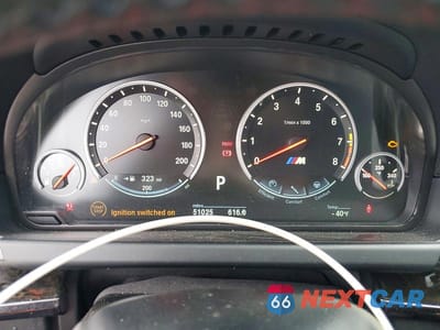 Zdjęcie 9 z 11 samochodu: 2016 BMW M6 GRAN COUPE VIN:WBS6E9C58GG437097 - miniatura