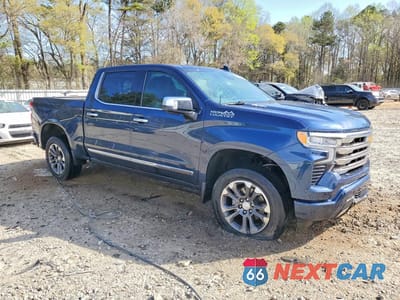 Czwarte zdjęcie samochodu z boku: 2022 CHEVROLET SILVERADO K1500 HIGH COUNTRY VIN:3GCUDJET5NG585756 - miniatura