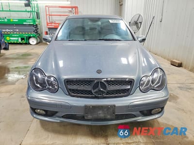 Piąte zdjęcie samochodu w środku: 2007 MERCEDES-BENZ C 230 VIN:WDBRF52H27F896720 - miniatura