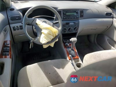 Zdjęcie 8 z 11 samochodu: 2006 TOYOTA COROLLA LE VIN:2T1BR32E86C655109 - miniatura