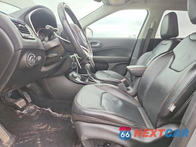 Zdjęcie 7 z 12 samochodu: 2020 JEEP COMPASS LIMITED VIN:3C4NJDCB3LT110538 - miniatura