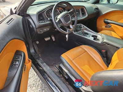 Zdjęcie 8 z 11 samochodu: 2019 DODGE CHALLENGER SXT VIN:2C3CDZAG3KH503669 - miniatura