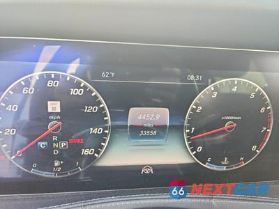 Zdjęcie 9 z 12 samochodu: 2018 MERCEDES-BENZ S 560 VIN:WDDUG8DB0JA413576 - miniatura