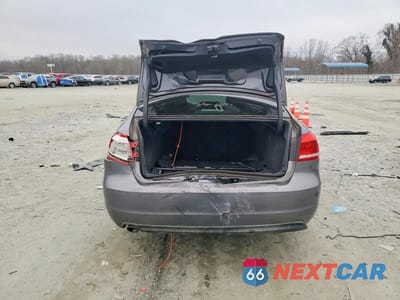 Zdjęcie 6 z 11 samochodu: 2014 VOLKSWAGEN PASSAT SE VIN:1VWBS7A36EC101440 - miniatura