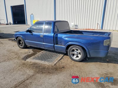 Drugie zdjęcie samochodu z przodu: 2000 GMC SONOMA VIN:1GTCS1941Y8189001 - miniatura