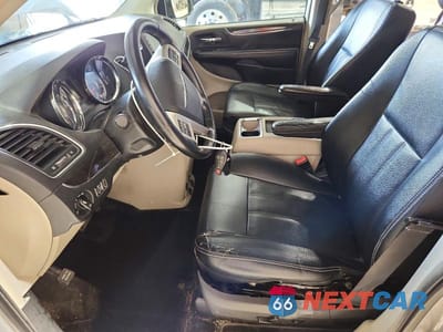 Zdjęcie 7 z 12 samochodu: 2016 CHRYSLER TOWN & COUNTRY TOURING VIN:2C4RC1BG8GR282192 - miniatura