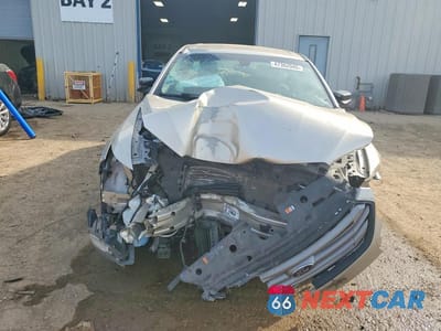Piąte zdjęcie samochodu w środku: 2018 FORD TAURUS SE VIN:1FAHP2D80JG136377 - miniatura