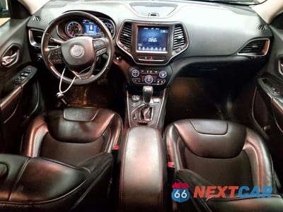 Zdjęcie 8 z 14 samochodu: 2019 JEEP CHEROKEE TRAILHAWK VIN:1C4PJMBX6KD397593 - miniatura