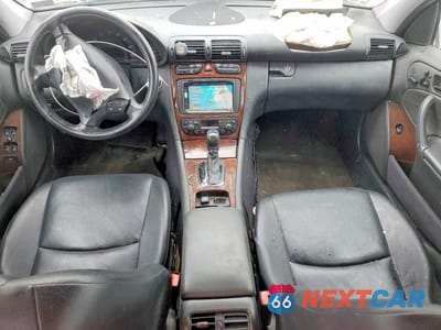 Zdjęcie 8 z 11 samochodu: 2003 MERCEDES-BENZ C 320 VIN:WDBRF64J03F326506 - miniatura