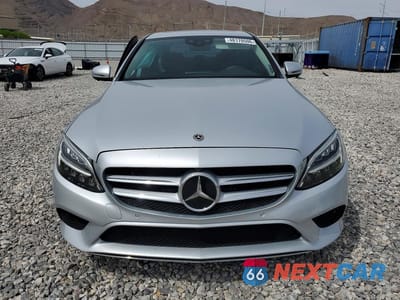 Piąte zdjęcie samochodu w środku: 2021 MERCEDES-BENZ C 300 VIN:W1KWF8DB4MR651044 - miniatura