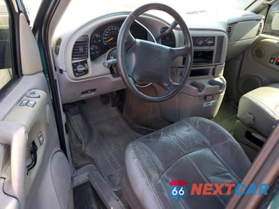 Zdjęcie 8 z 13 samochodu: 1997 CHEVROLET ASTRO VIN:1GNDM19W1VB202657 - miniatura
