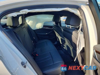 Zdjęcie 10 z 11 samochodu: 2019 BMW 530 XI VIN:WBAJA7C57KG911712 - miniatura