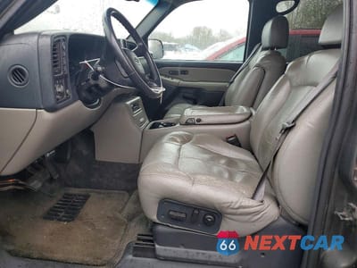 Zdjęcie 7 z 11 samochodu: 2001 CHEVROLET SUBURBAN K2500 VIN:3GNGK26G81G203103 - miniatura