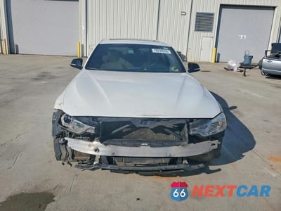 Piąte zdjęcie samochodu w środku: 2015 BMW 3 SERIES 320I XDRIVE VIN:WBA3A5C53FP604296 - miniatura