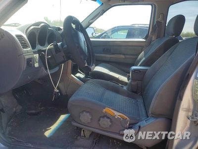 Zdjęcie 7 z 13 samochodu: 2004 NISSAN XTERRA XE VIN:5N1ED28T44C633508 - miniatura