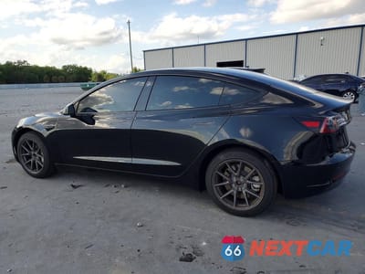 Drugie zdjęcie samochodu z przodu: 2023 TESLA MODEL 3 VIN:5YJ3E1EA5PF587037 - miniatura