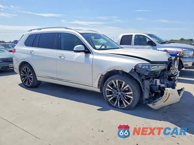 Czwarte zdjęcie samochodu z boku: 2019 BMW X7 XDRIVE40I VIN:5UXCW2C50KL087333 - miniatura