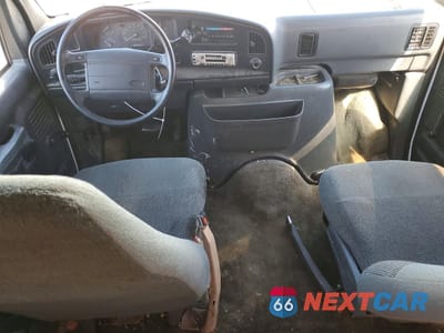 Zdjęcie 8 z 12 samochodu: 1996 FORD ECONOLINE E150 VIN:1FMEE11H0THB20318 - miniatura