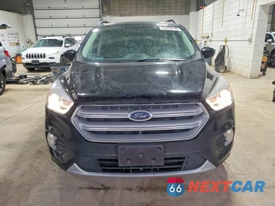 Piąte zdjęcie samochodu w środku: 2018 FORD ESCAPE SEL VIN:1FMCU9HDXJUD29579 - miniatura