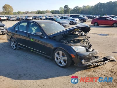 Czwarte zdjęcie samochodu z boku: 2010 MERCEDES-BENZ C 300 VIN:WDDGF5EB2AA395823 - miniatura