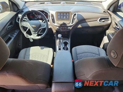 Zdjęcie 8 z 13 samochodu: 2022 CHEVROLET EQUINOX LT VIN:3GNAXKEV0NL299605 - miniatura