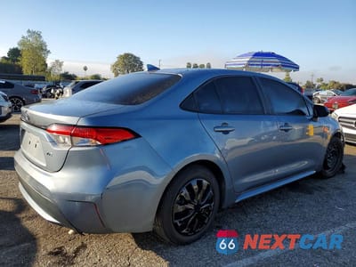 Trzecie zdjęcie samochodu z tyłu: 2022 TOYOTA COROLLA LE VIN:5YFEPMAE4NP304139 - miniatura