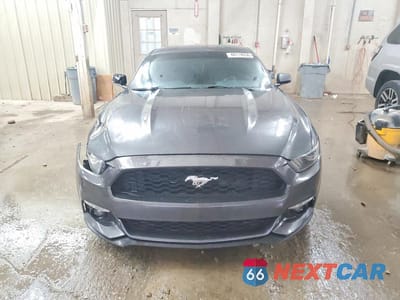 Piąte zdjęcie samochodu w środku: 2015 FORD MUSTANG VIN:1FA6P8TH3F5340668 - miniatura