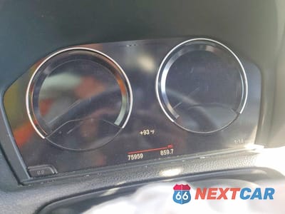 Zdjęcie 9 z 11 samochodu: 2018 BMW M2 VIN:WBS1J5C53J7B70332 - miniatura