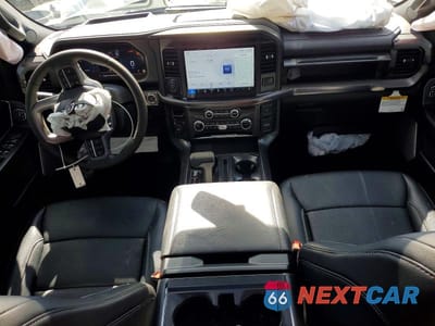 Zdjęcie 8 z 12 samochodu: 2025 FORD F150 LARIAT VIN:1FTFW5L53SFC71504 - miniatura